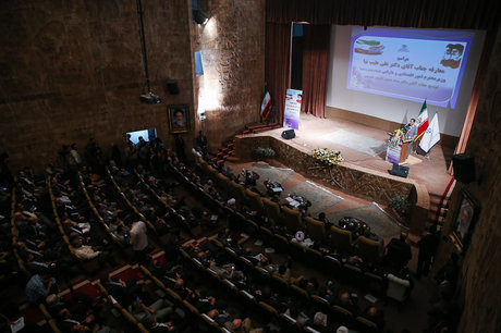 مراسم تودیع و معارفه وزیر اقتصاد آغاز شد